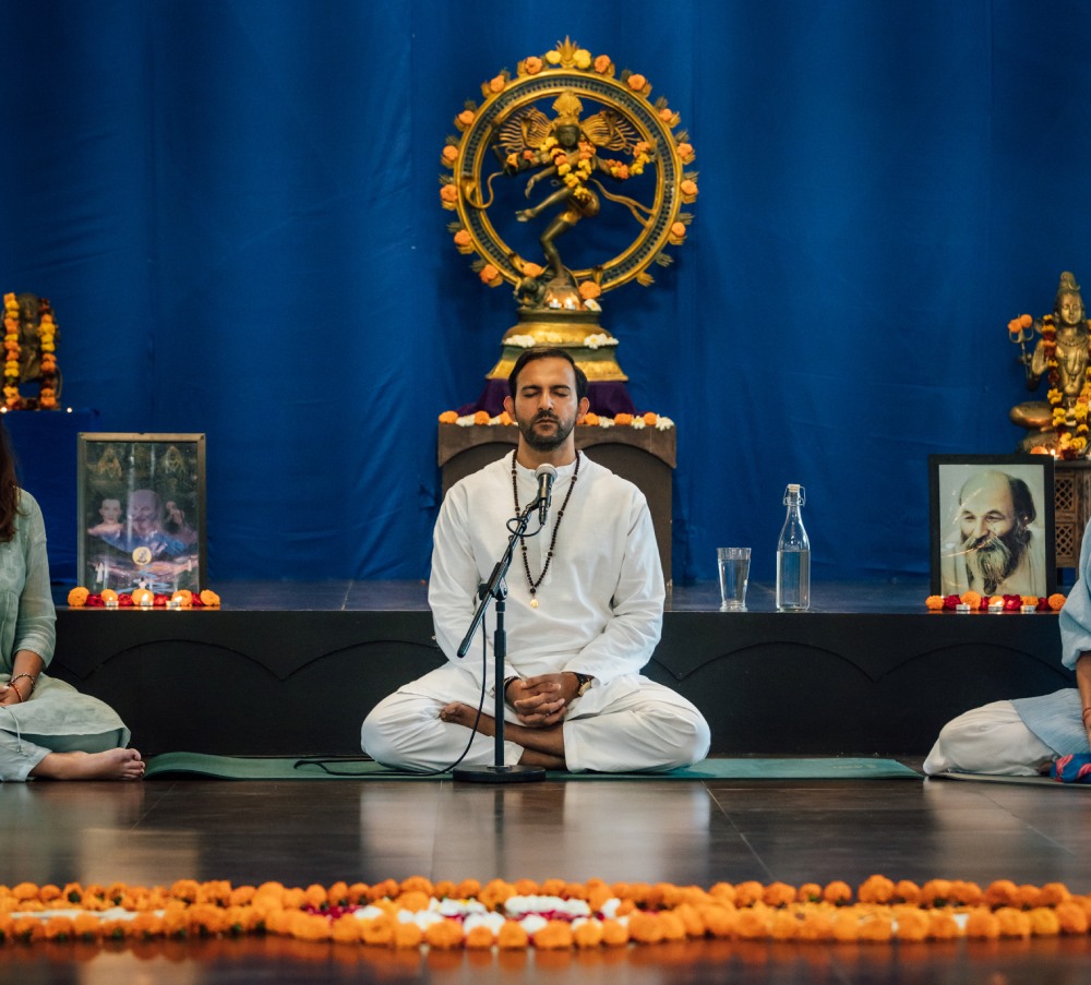 Anand Mehrotra Guiding people to the Rishikesh Yogic Path